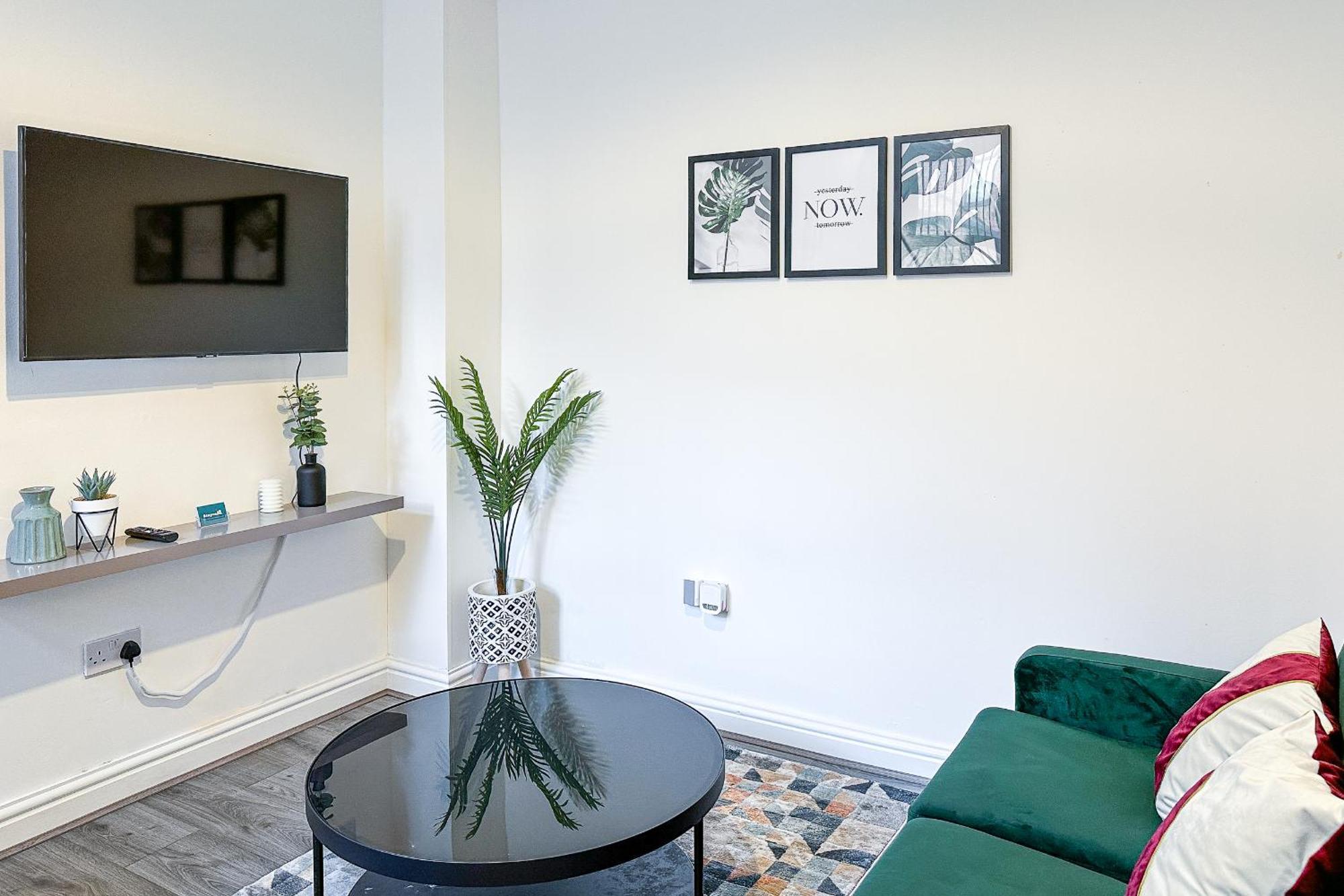 Ashfield Co-Living - Private Room Self-Cater 曼彻斯特 外观 照片