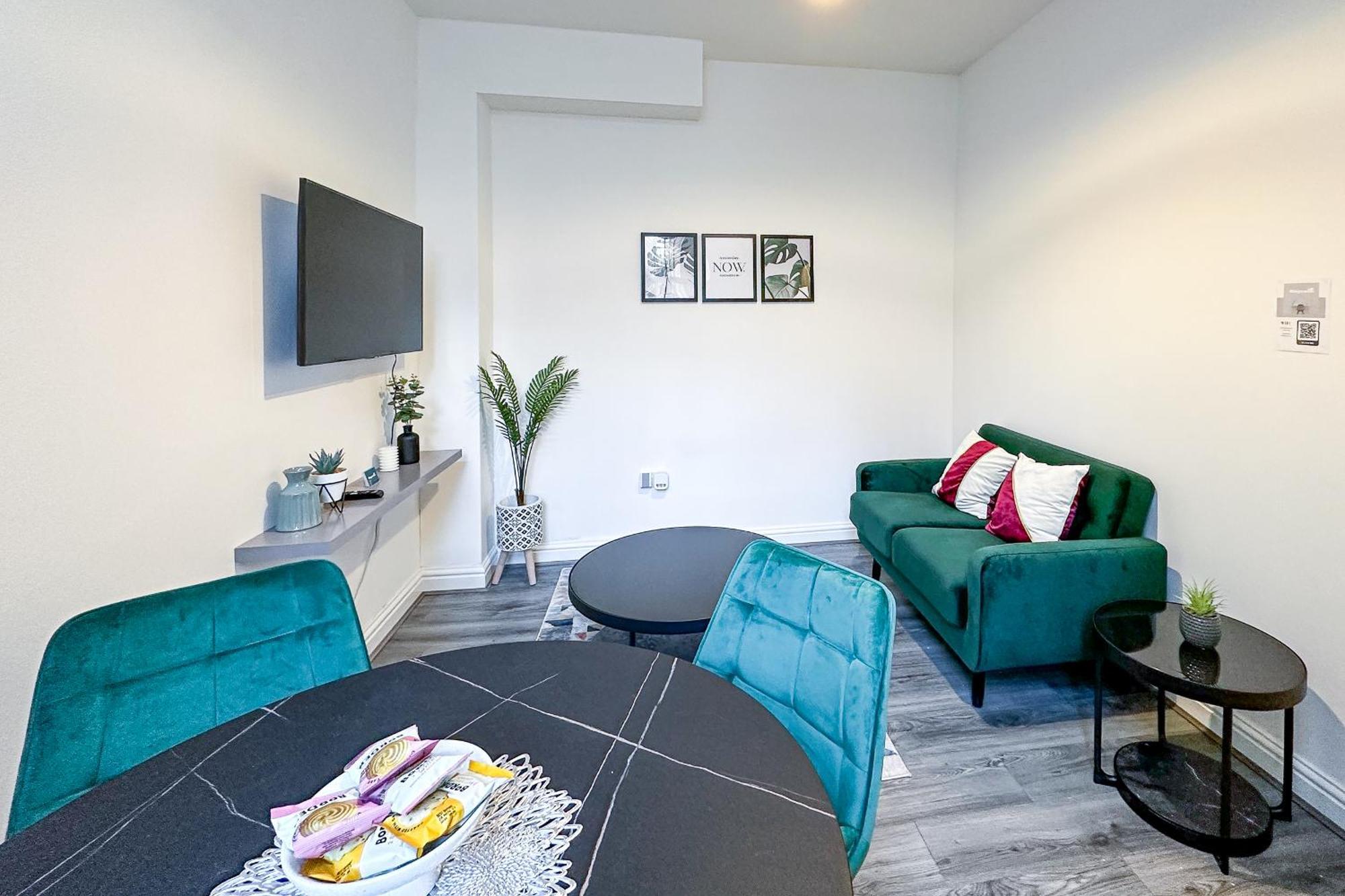 Ashfield Co-Living - Private Room Self-Cater 曼彻斯特 外观 照片